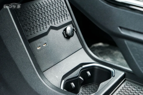 還需打磨的工具 哪吒U Pro深度試駕