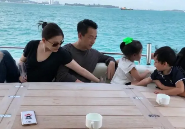 大S被曝離婚:為啥10年的婚姻幸福敵不過歲月流年的異地呢? 大S被曝離婚:為啥10年的婚姻幸福敵不過歲月流年的異地呢?