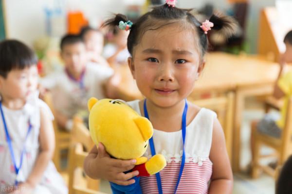 孩子是用來愛的，不是用來要求、期望和傷害的