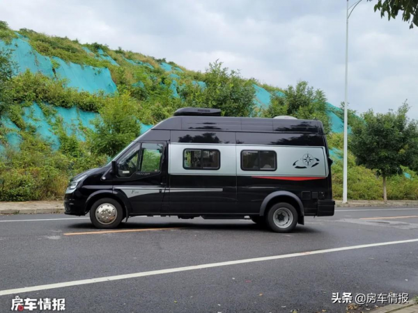 新款福特Pro房車來了,配2.2T柴油動力自動擋,6座設計廁所能變大 新款福特Pro房車來了,配2.2T柴油動力自動擋,6座設計廁所能變大