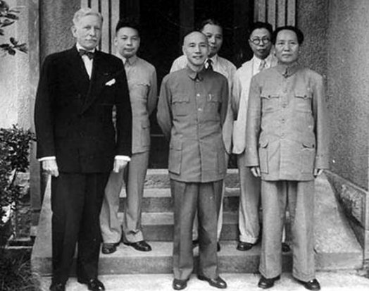 蔣介石擅長搞暗殺,重慶談判時,為何嚴令特務不許對毛澤東下手? 蔣介石擅長搞暗殺,重慶談判時,為何嚴令特務不許對毛澤東下手?