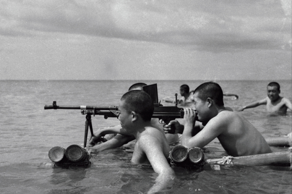 一個月內,竟然悄悄向海南島送去一個師!薛嶽嚇出一身冷汗 一個月內,竟然悄悄向海南島送去一個師!薛嶽嚇出一身冷汗