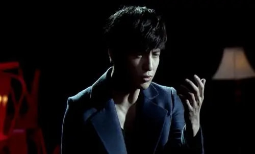 5位沒“偶像包袱”的明星,鄧超竟去路邊貼膜,雷佳音是各種自黑 5位沒“偶像包袱”的明星,鄧超竟去路邊貼膜,雷佳音是各種自黑