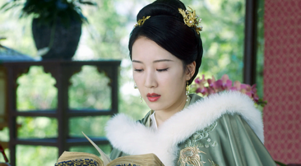 張若昀自曝曾給李念發微信,推薦她演徐脂虎,李念回覆顯情商 張若昀自曝曾給李念發微信,推薦她演徐脂虎,李念回覆顯情商