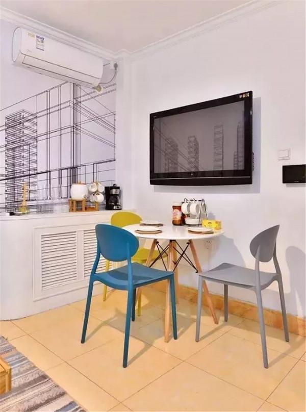 70後阿姨改造40㎡舊房，將老破小“古董房”，低預算裝修成現代風