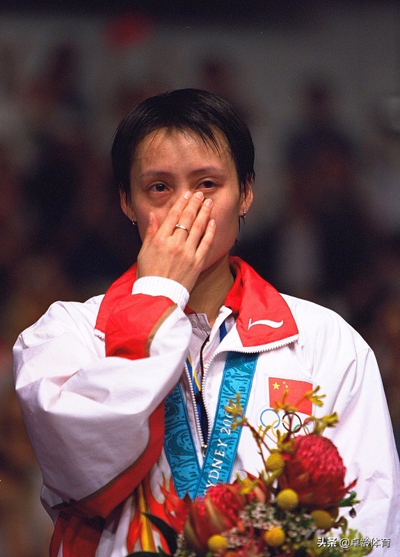 中國體壇大事件（2000），陶璐娜奧運首金，孔令輝捍衛國球榮譽