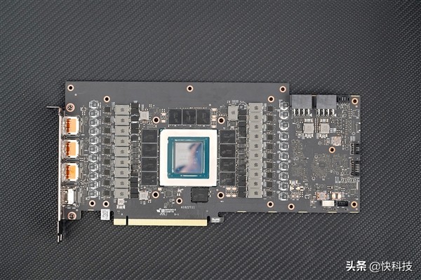 堆料狂魔!銘瑄GeForce RTX 3080 Ti iCraft GM OC 12G圖賞 堆料狂魔!銘瑄GeForce RTX 3080 Ti iCraft GM OC 12G圖賞