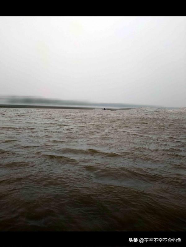 64個大板鯽之三千字帶你深度還原冬季尋鯽之旅