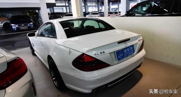 外商自帶,全國僅此一臺的賓士跑車開價離譜,半年賣不掉能怨誰? 外商自帶,全國僅此一臺的賓士跑車開價離譜,半年賣不掉能怨誰?