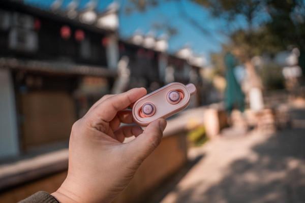 我的隨身“膠囊聽”:楓笛SR-BH40真無線耳機評測 我的隨身“膠囊聽”:楓笛SR-BH40真無線耳機評測