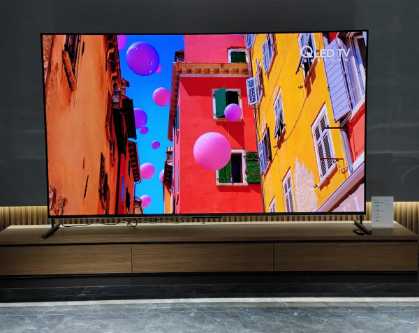 你看的是電視，我看的是“身臨其境”