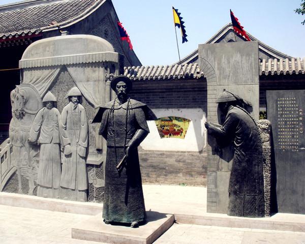 鎮遠樓：“金城春雨”，“玉關曉月”，“祁連晴雪”