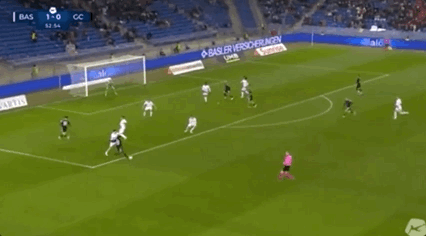 李磊在草蜢將和這位日本中場成為隊友，他們有望相遇世預賽？