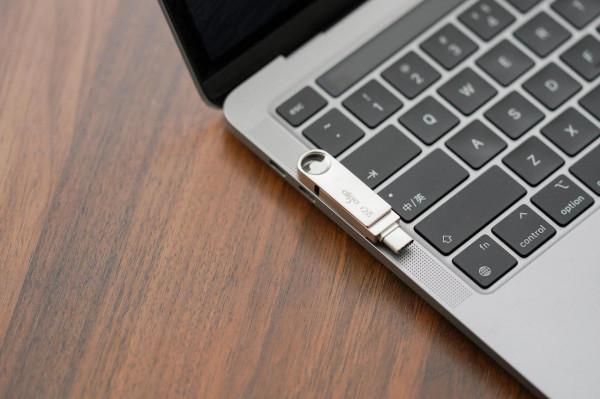 MacBook最強拍檔！aigo Type-C優盤上手體驗，支援USB3&period;2