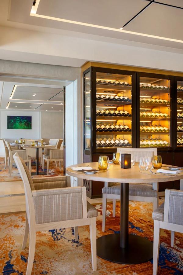 2021年12月，首艘中國籍奢華遊輪來啦！出海跨年，探秘南海