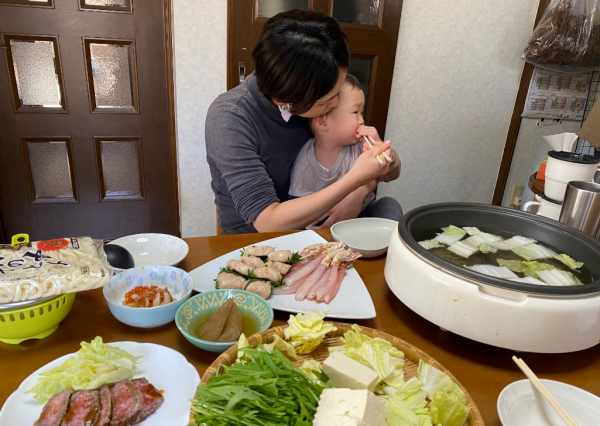 河南小哥去日本留學，被日本女孩瘋狂倒追，生娃後妻子想當中國人