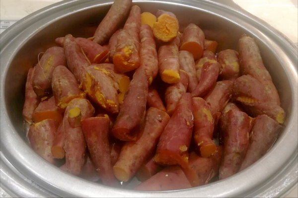 曬紅薯幹,切完就曬易發黑?記住“5大技巧”,紅薯幹軟糯不幹硬 曬紅薯幹,切完就曬易發黑?記住“5大技巧”,紅薯幹軟糯不幹硬