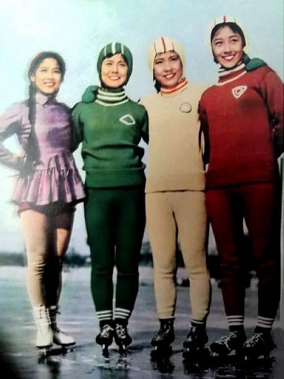 著名演員龐學勤：一代人的男神，一句承諾，照顧精神病妻子一生