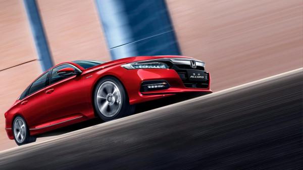 十代雅閣銷量下降，是消費者終於意識到它有點四不像了？