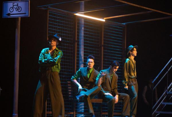 哥哥成團，1人借兄弟躺贏，1人靠兄弟逆襲，1人輸在兄弟“多情”