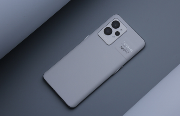 五款驍龍8Gen1旗艦優缺點對比，各有千秋，基本都能用三五年