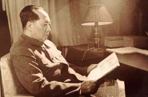 毛主席經過涿縣,士兵拒不開門:沒有上級命令,毛主席來了也不行 毛主席經過涿縣,士兵拒不開門:沒有上級命令,毛主席來了也不行