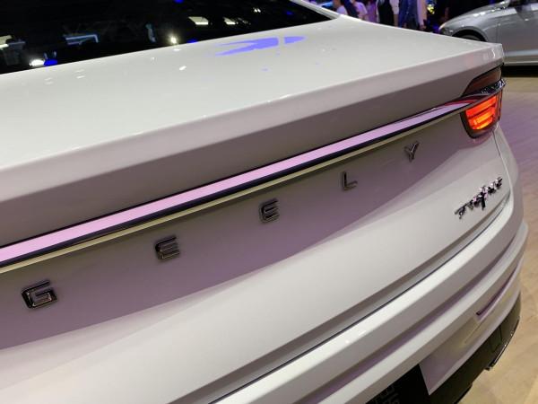 預算十五萬元的家轎該如何選擇？橫評雷凌、速騰和星瑞