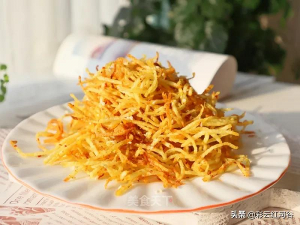 椒麻土豆絲:健康小零食,焦脆焦脆的,一吃就上癮 椒麻土豆絲:健康小零食,焦脆焦脆的,一吃就上癮