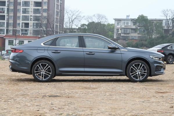 15萬以內，吉利星瑞和比亞迪秦PLUS DM-i詳盡對比，你會選擇誰？