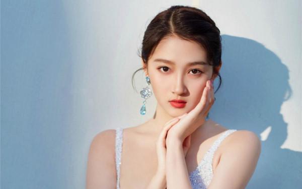 部分女星代言費用曝光，楊超越價格最高，最低僅需500萬