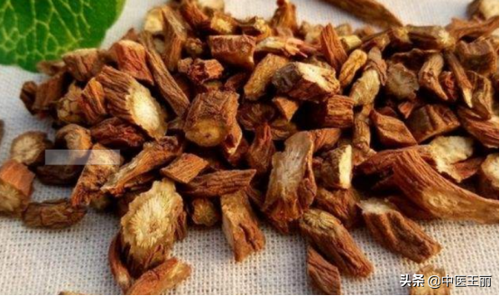 簡單四味中藥，助你緩解背疼、腰疼、腿疼、四肢麻木，減少痛苦