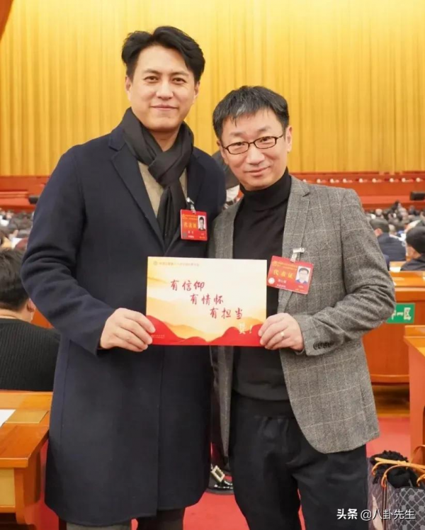 眾星出席文代會：陳寶國圍巾拉風，鄧超合照耍心機，宋佳P圖太狠