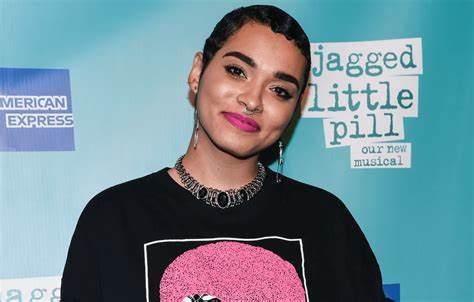 《飛天小女警》將拍攝真人版，劇透照讓人想歪？網友：又毀童年