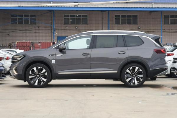 想買安全舒適的SUV，不妨看看這兩款，配主動剎車、自動泊車入位
