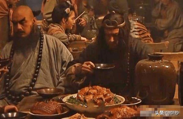 打蔣門神前，武松為何見一家酒鋪就喝三碗？難道真的越喝越厲害？