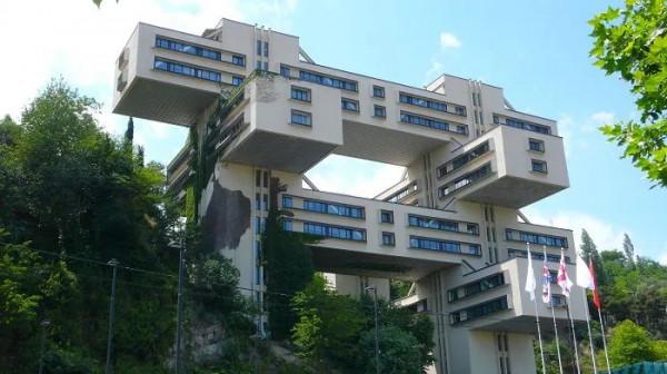 Brutalism / 蘇聯時期粗野主義建築（上）