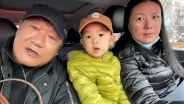 謝東：被傳是侯寶林私生子，王朔豪賭100萬，喊話侯耀華驗其真身