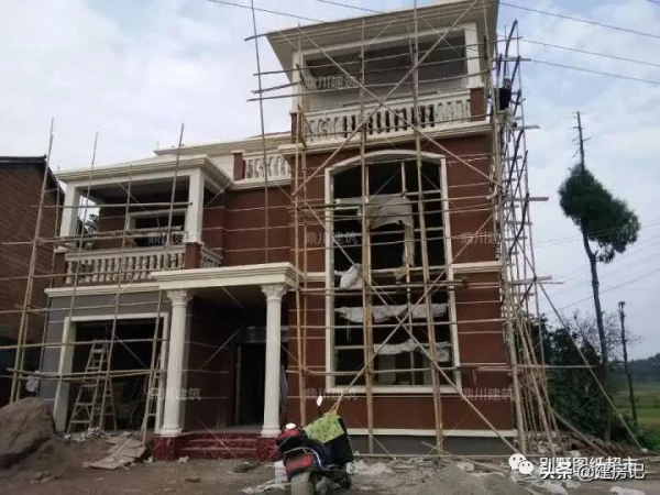 28萬建廣西複式三層別墅，佔地125㎡，7室4廳+車庫，圖紙好評如潮