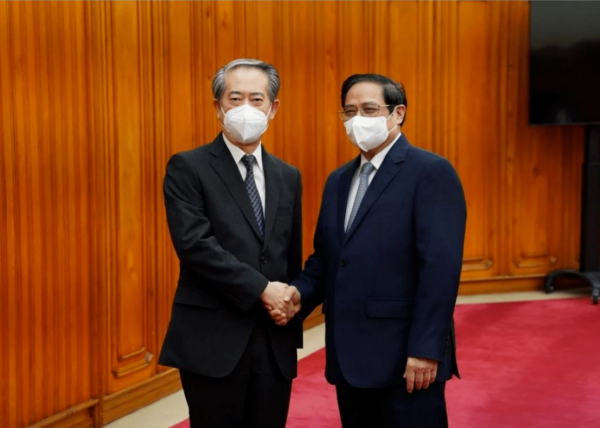 中國周邊生變？越南擴建島礁規模空前，菲律賓又打“南海仲裁牌”