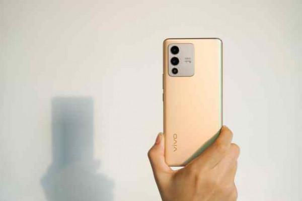vivo S12 Pro評測：效能出眾，輕薄機身下的影像先鋒