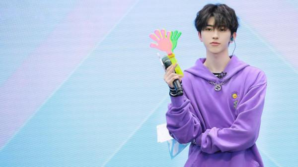 蔡徐坤青春有你PD形象 蔡徐坤青春有你PD形象