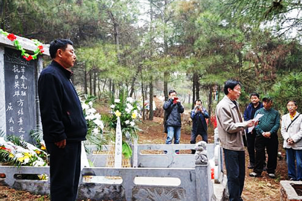 老驥伏櫪，七十一歲高齡與日本軍隊白刃戰！日本軍方尊稱鐵人