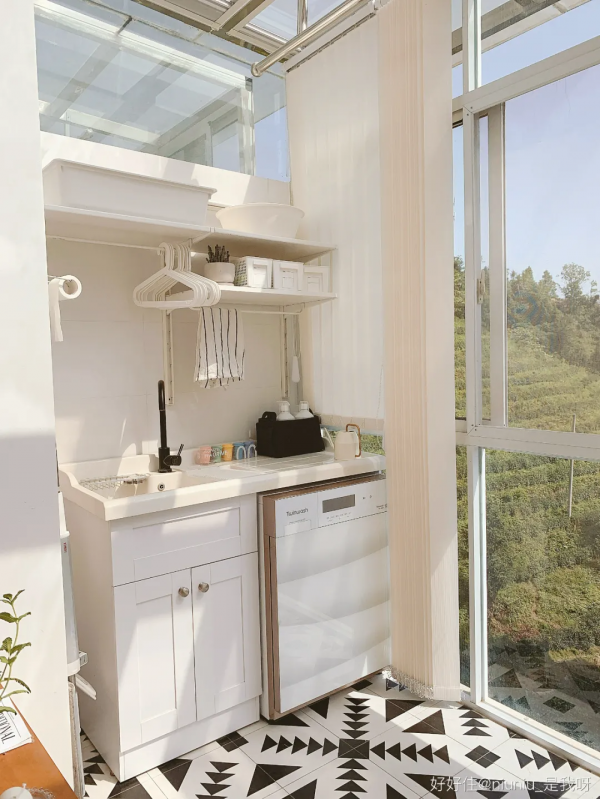 小客廳顯大又溫馨?這個家,我實名羨慕 小客廳顯大又溫馨?這個家,我實名羨慕