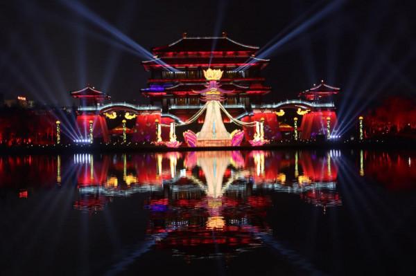 大唐芙蓉園這麼美的花燈，你確定不來嗎？