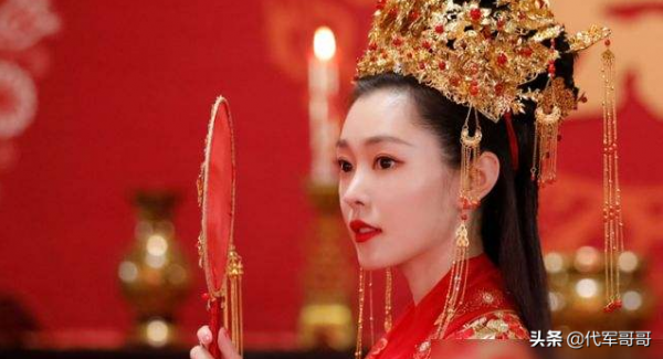 2021年熱播劇女主演排行榜，宋軼迪麗熱巴上榜，景甜排第幾？