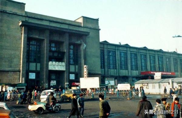哈爾濱火車站，百張歷史老照片，四代站舍更替，你不一定見過