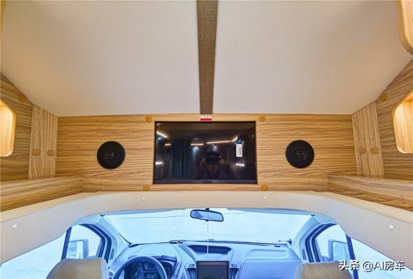 花光積蓄旅行？入不敷出？4座2.0T福特房車拎包即可入住，還省錢