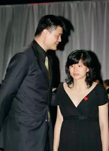 姚明的太太葉莉：美麗大氣高畫質美圖欣賞