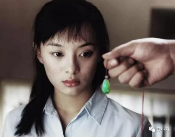 “言情教父”海巖的京圈往事 “言情教父”海巖的京圈往事