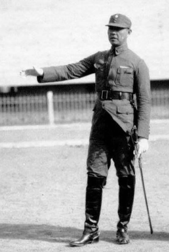 臨沂保衛戰，鬼子用120多輛汽車拉屍體，900多具就地掩埋